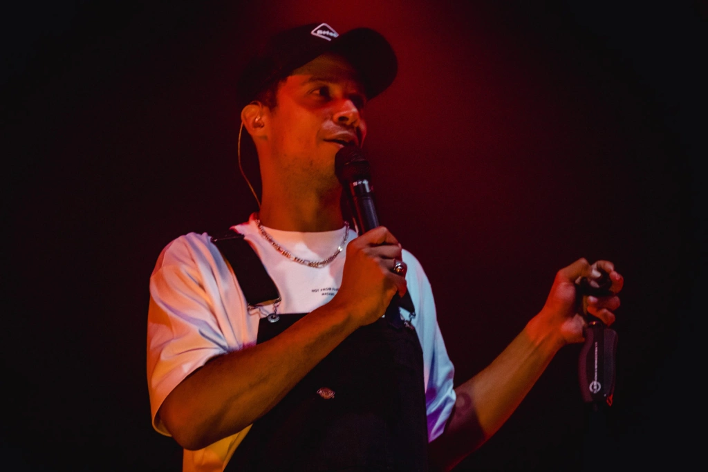 Из Вестероса в Вест-Лондон: интервью с актером Джейкобом Андерсоном