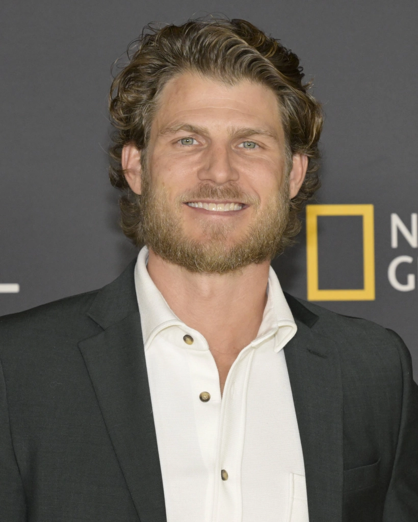 Трэвис Ван Винкл