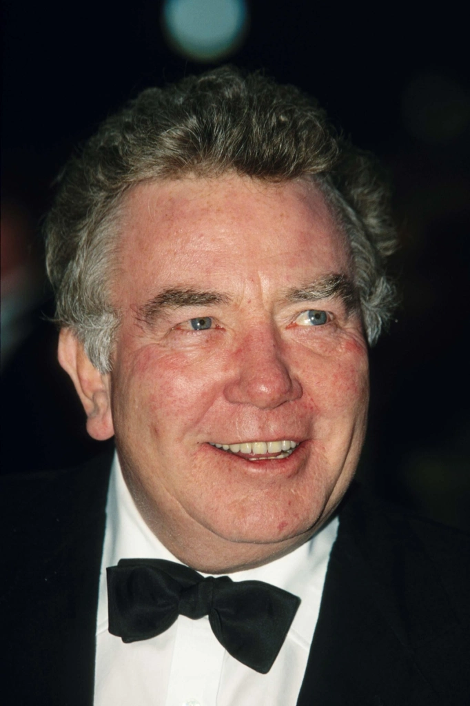 Альберт Финни