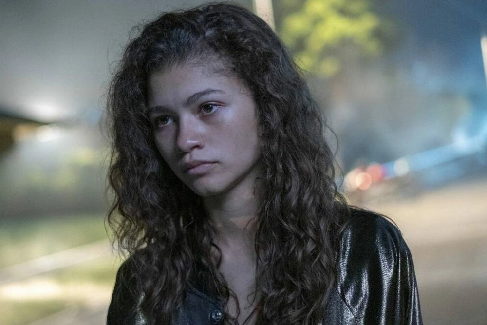 «Это безумие»: Интервью с шоураннером «Эйфории» Сэмом Левинсоном и Зендеей