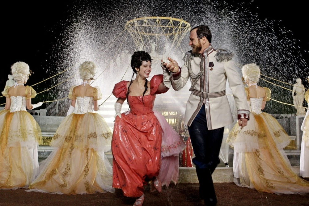 10 роскошных исторических сериалов