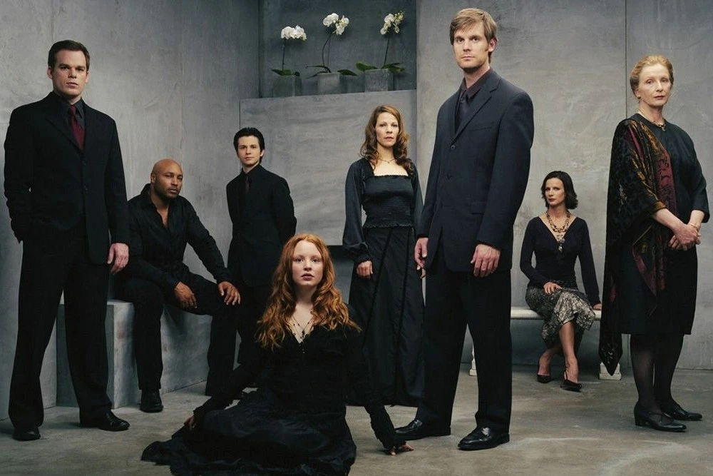 Верни мои нулевые: 10 легендарных сериалов из 2000-х