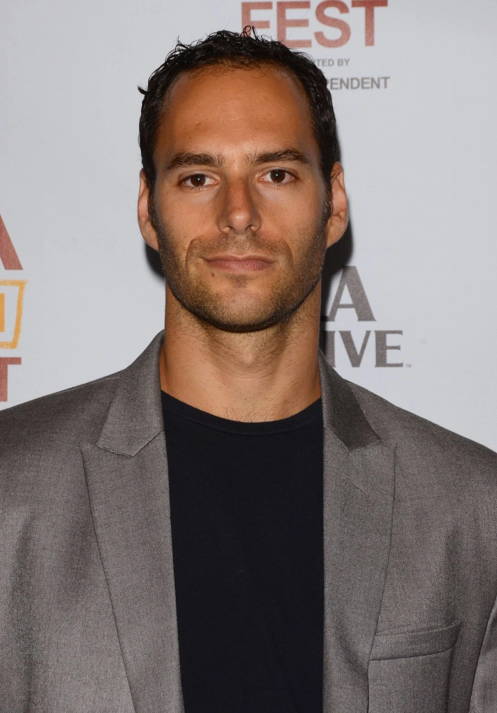 Лукас Акоскин