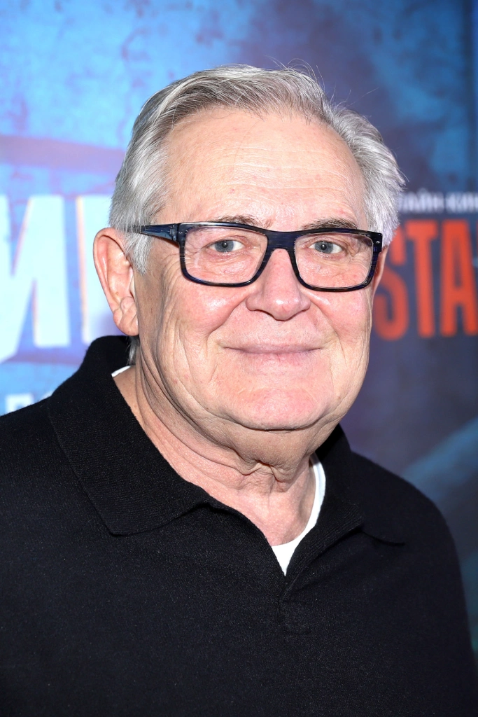 Юрий Стоянов