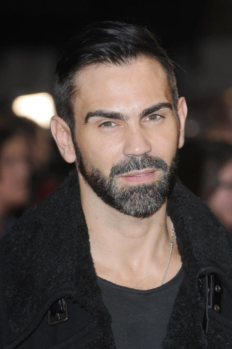 Том Бенедикт Найт