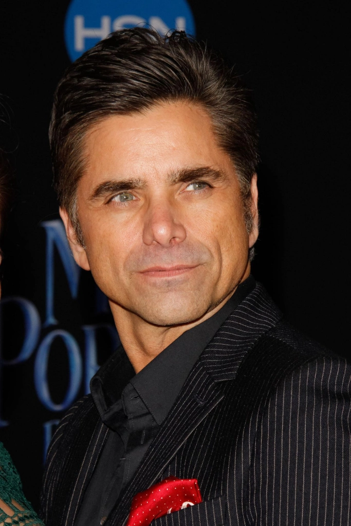 Джон Стамос