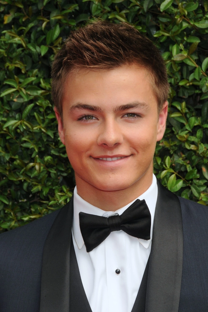 Пейтон Мейер