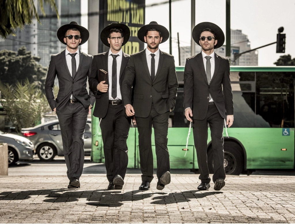 «Шабабники»: яркое драмеди о четырех парнях из религиозного универа