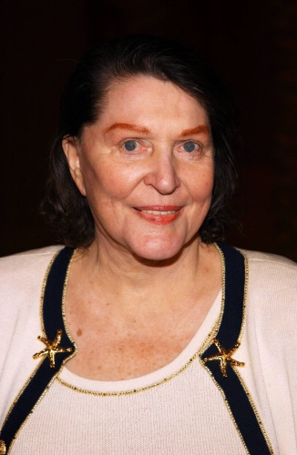 Маджел Бэррет