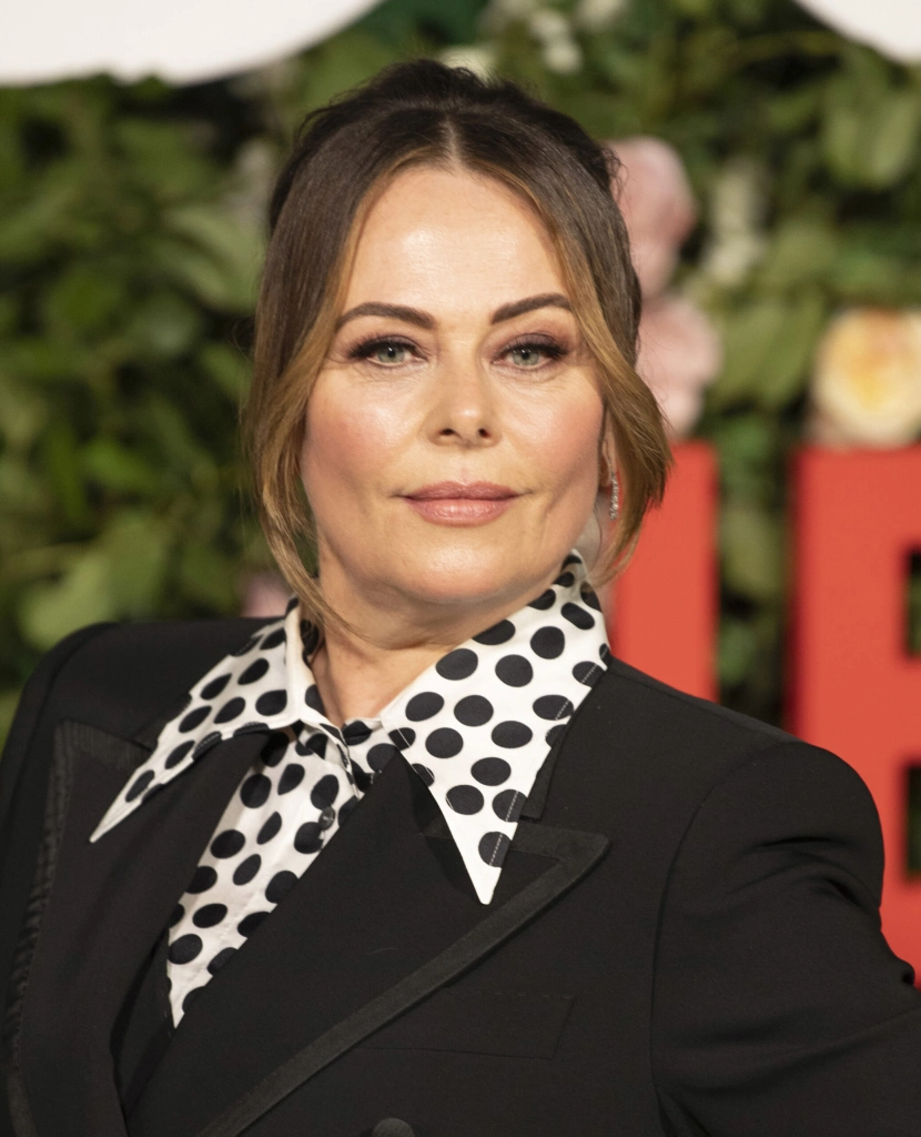 Полли Уокер