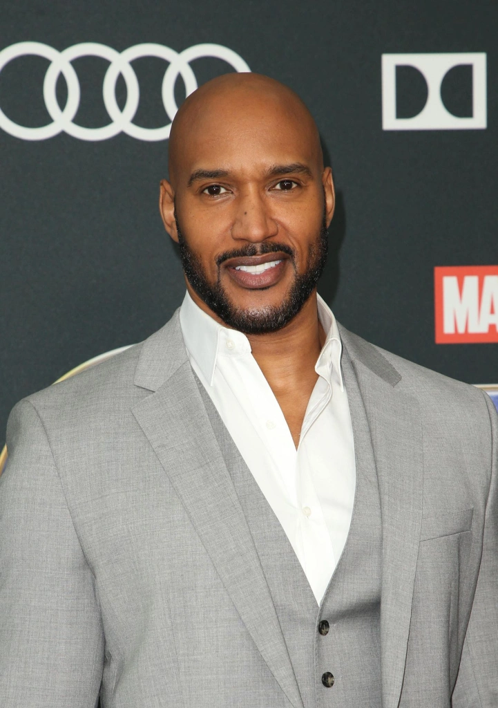 Генри Симмонс