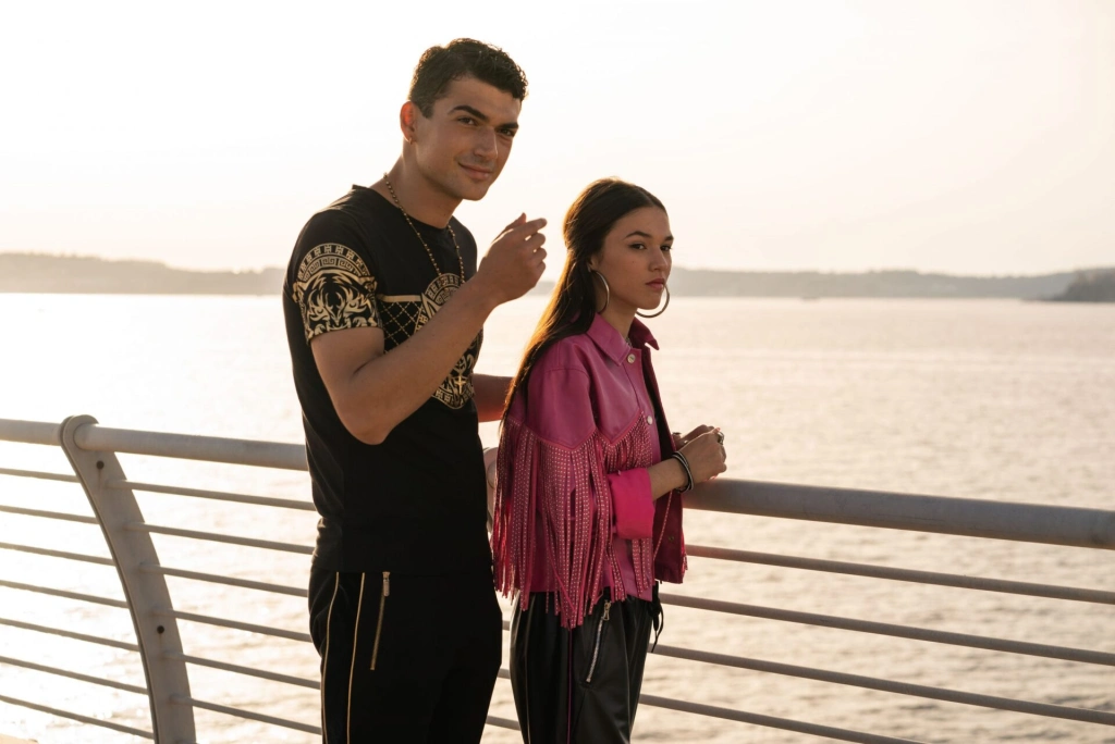 На смену «Сплетнице» и «Элите»: итальянский сериал «Море свободы» говорит о подростках <nobr/>по-новому» itemprop=»contentUrl»>
            </div>
            <div class=