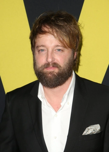 Джошуа Леонард