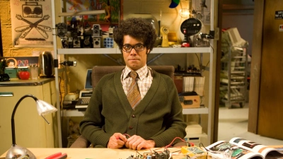 Смело и смешно: Знакомимся с культовым сериалом «Компьютерщики»