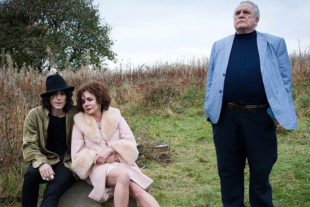 8 сериалов, в которых хочется побывать