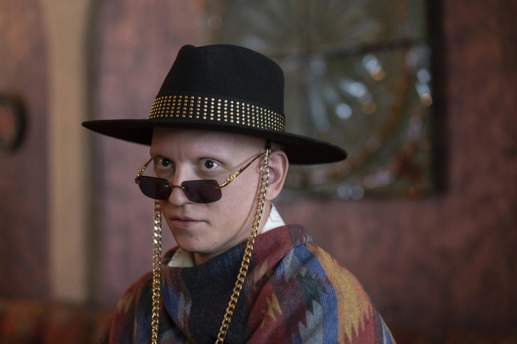 Энтони Кэрриган в сериале «Барри»