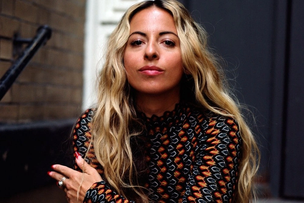 «Можно снимать кино, которое будет менять и мужское поведение»: Интервью с Кристал Мозелл, создательницей сериала «Бетти»