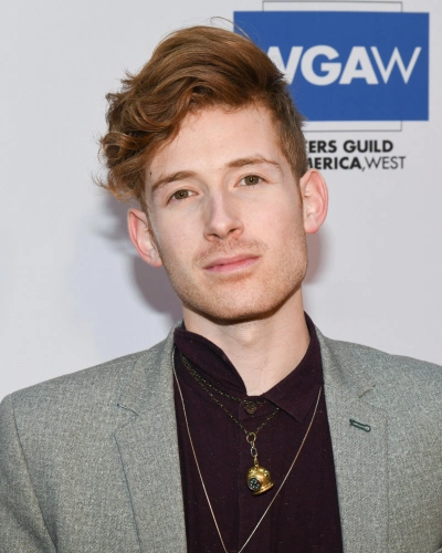 Дэниэл Дэвид Стюарт