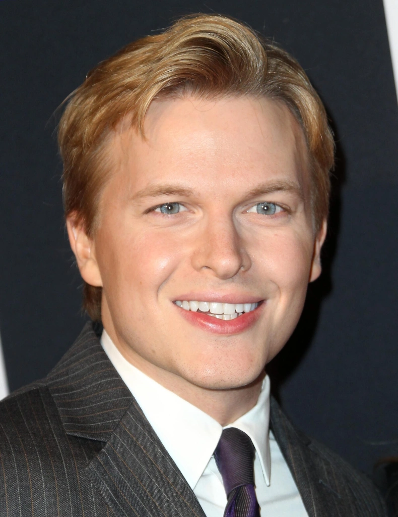 Ронан Фэрроу