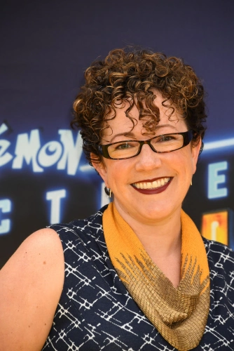 Николь Перлман