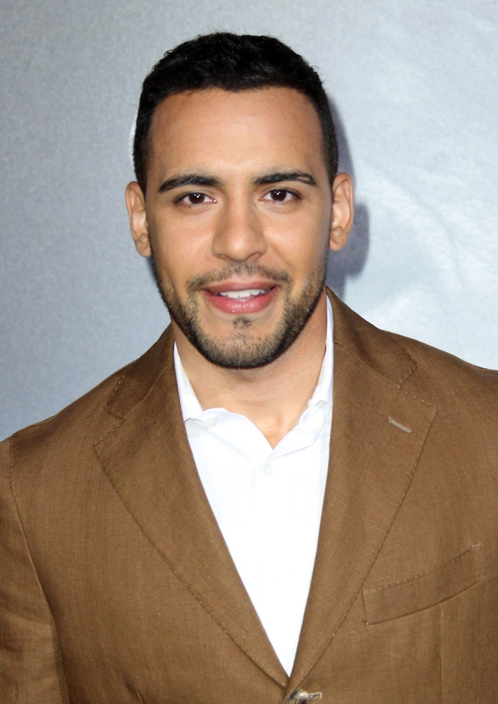 Виктор Расук