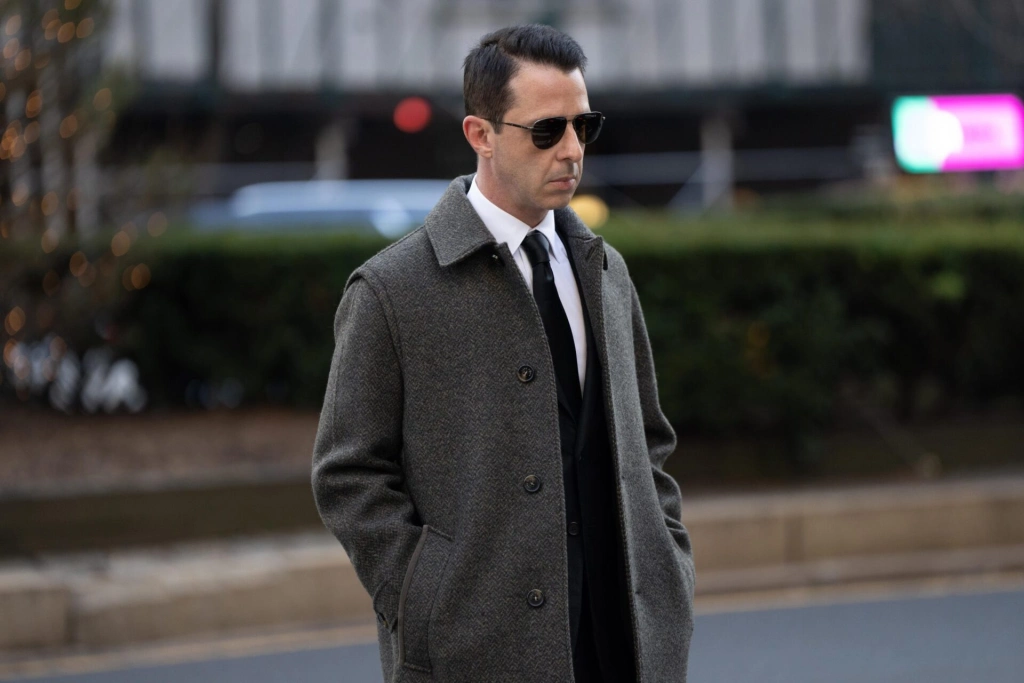 «Приговор Кендаллу Рою был вынесен еще в детстве»: интервью с Джереми Стронгом