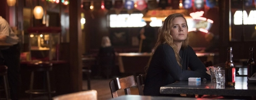 6 причин посмотреть «Острые предметы»