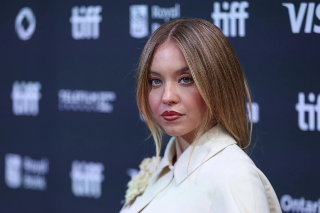 Сидни Суини, Дэдпул и «Настоящий детектив» стали лучшими в уходящем году