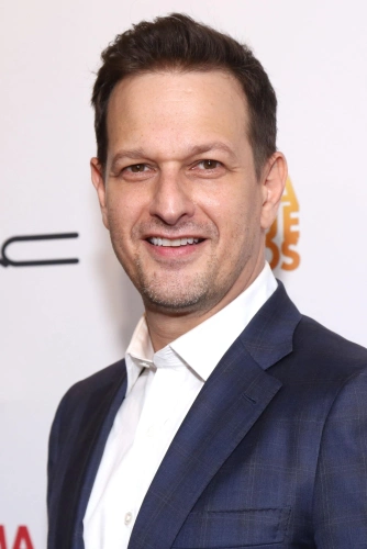 Джош Чарльз