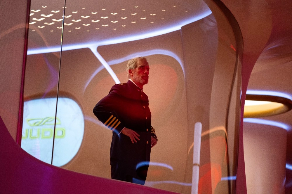 На маленьком плоту: Чем удивляет второй сезон космической комедии «Авеню 5»