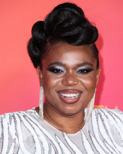 Катори Холл