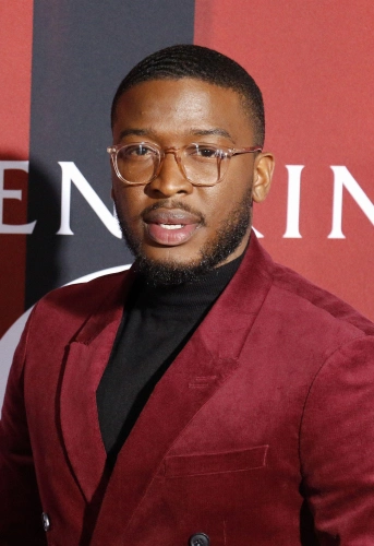 Закари Момо