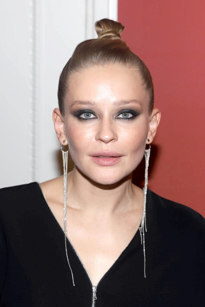 Юлия Пересильд