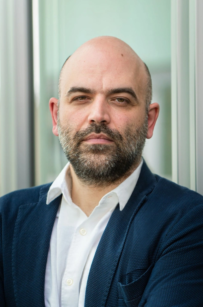 Роберто Савиано