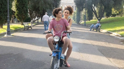 Больше не забыть это лето: как&nbsp;детективная драма «Лето&nbsp;1990» играет на нашей тоске по&nbsp;прошлому