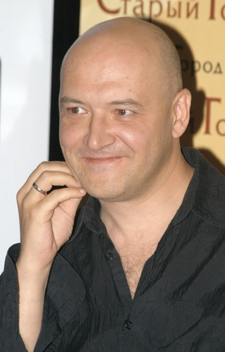 Максим Суханов