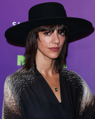 Ана Лили Амирпур