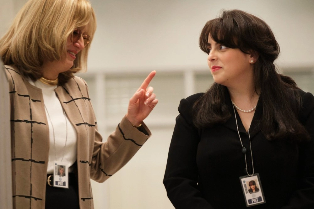 «Импичмент: Американская история преступлений»: О чем молчала Моника Левински 20 лет?