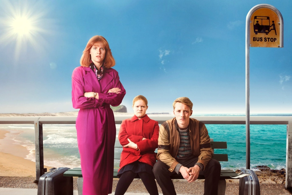 Солнце, море, пляж: 10 сериалов для создания летнего настроения