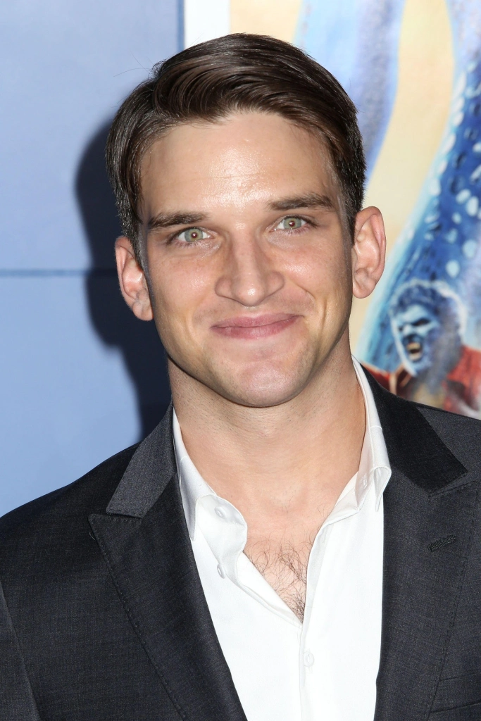 Эван Джоникайт