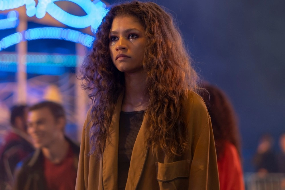 Секс, наркотики и блестки: Как создавался стиль в сериале «Эйфория»