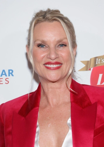 Николетт Шеридан