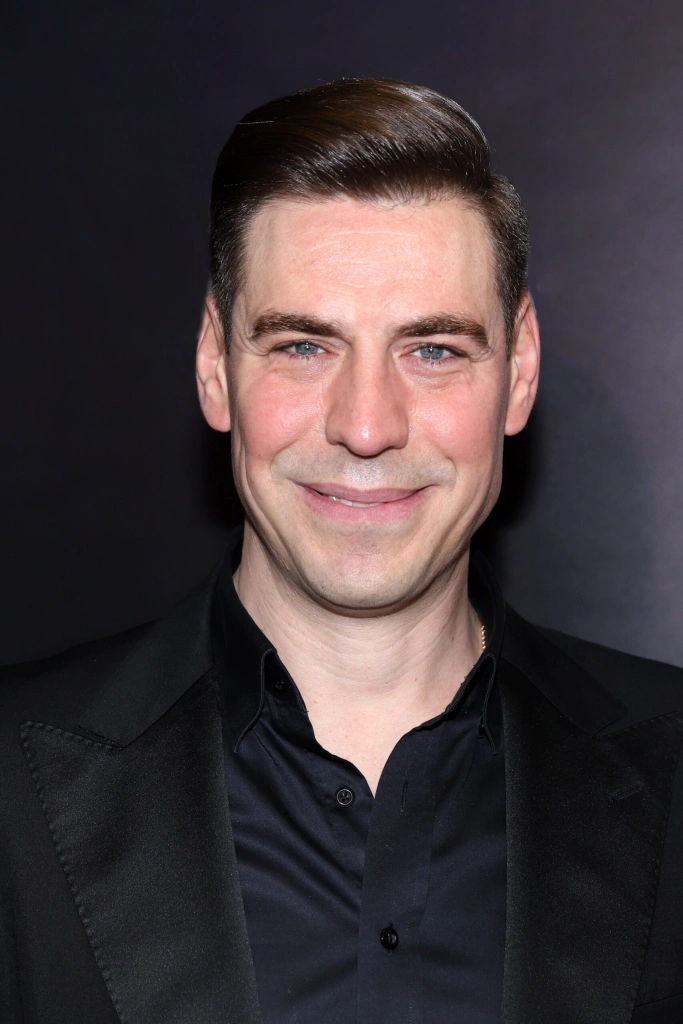 Дмитрий Дюжев