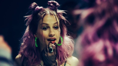 Драки, волки и Михалкова: 10 интересных фактов о драмеди «Уроки китайского»