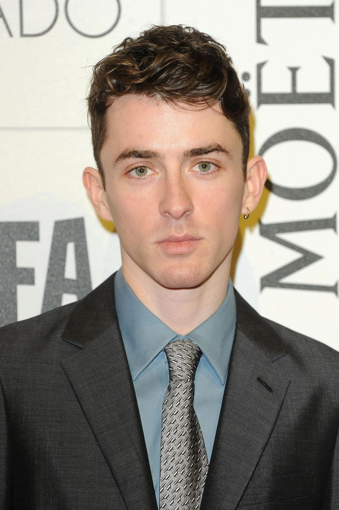 Мэттью Бирд