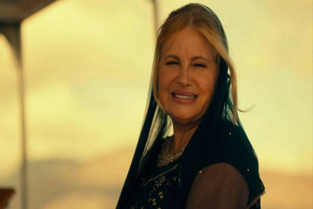 Дженнифер Кулидж в сериале «Белый лотос»