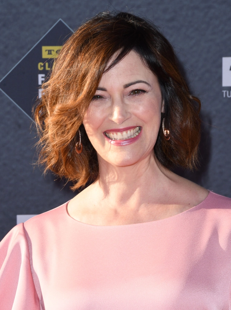 Джоэнна Гоуинг