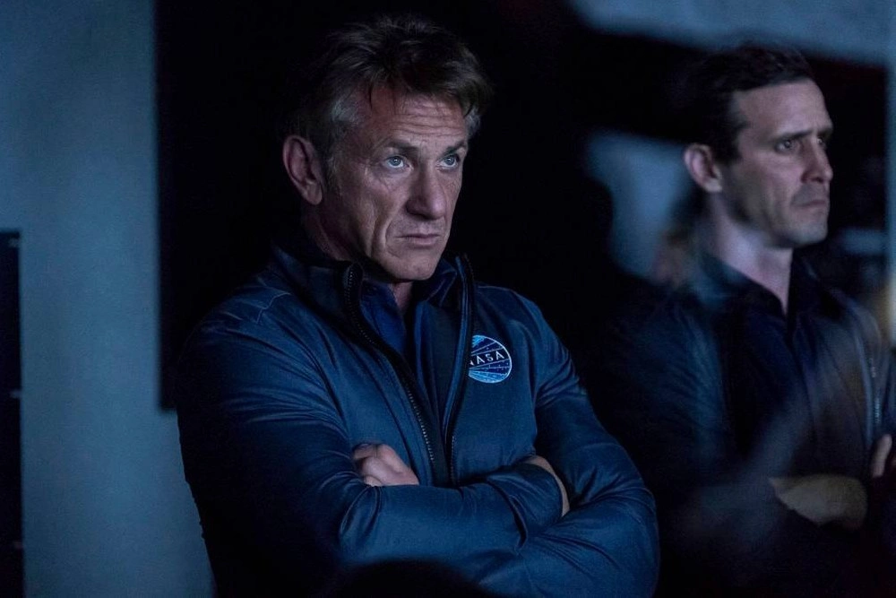 7 научно-фантастических сериалов в лучших традициях жанра