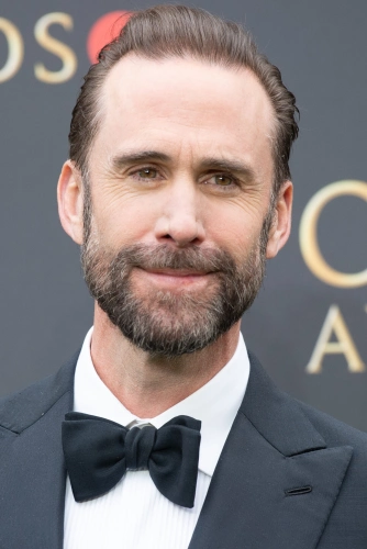 Джозеф Файнс