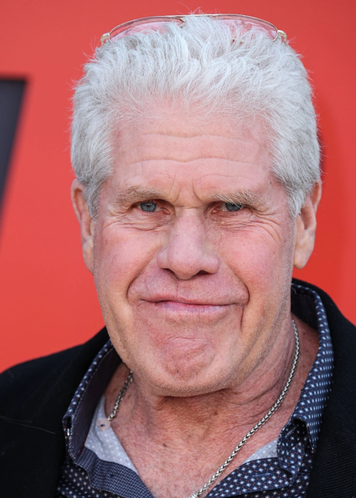 Рон Перлман